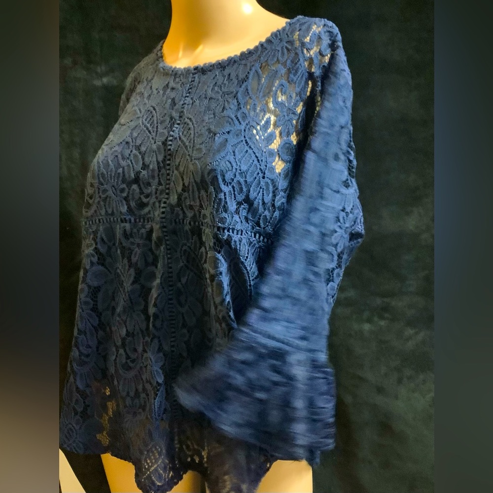 Liz Claiborne Career Lacy Top